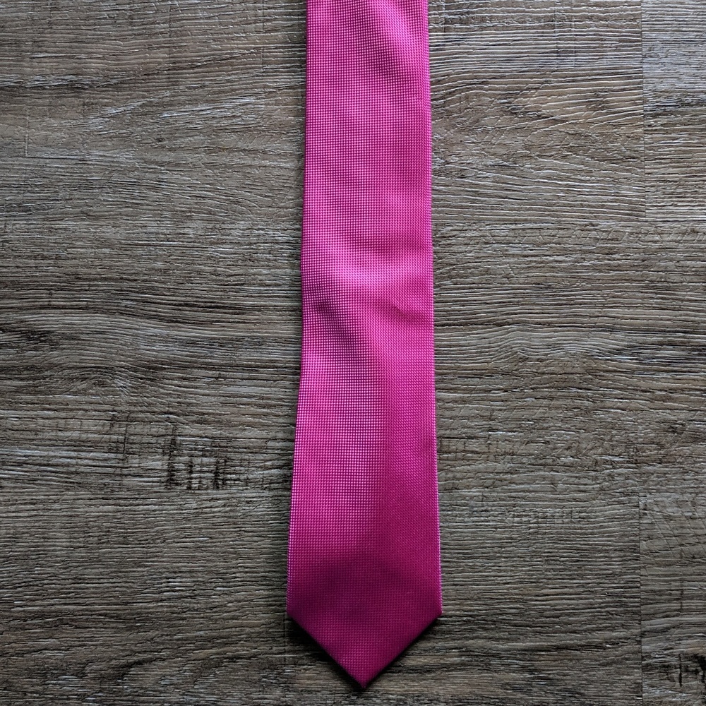 Geoffrey Beene Solid Bright Fuchsia Tie